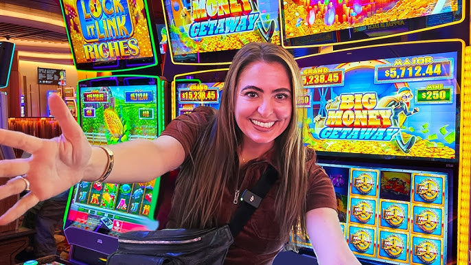 The Fascinating World of Slot Games: A Deep Dive into Digital Entertainment