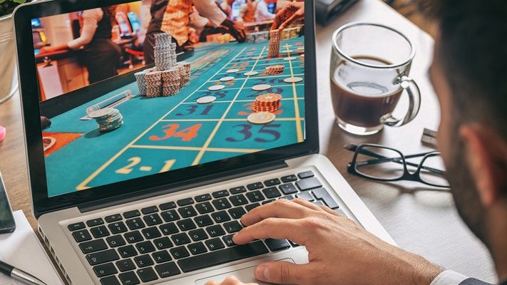 Online Gambling: A Modern Trend with Significant Impact